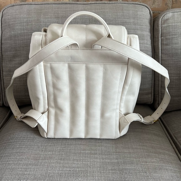 Fawn Design Quilted Cinch Backpack- off white - Picture 9 of 10